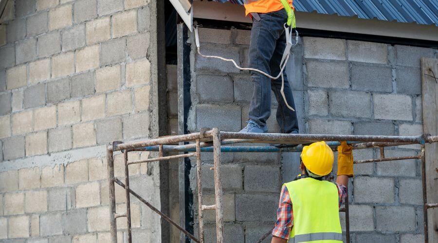 Expert flood damage restoration services in Latonia, KY